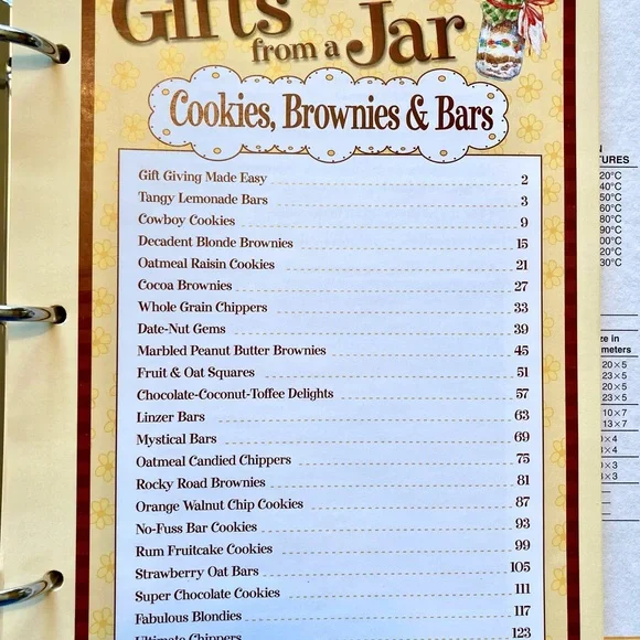 Cookbook: Gifts from a Jar: Cookies, Brownies & Bars Book - Picture 3 of 10